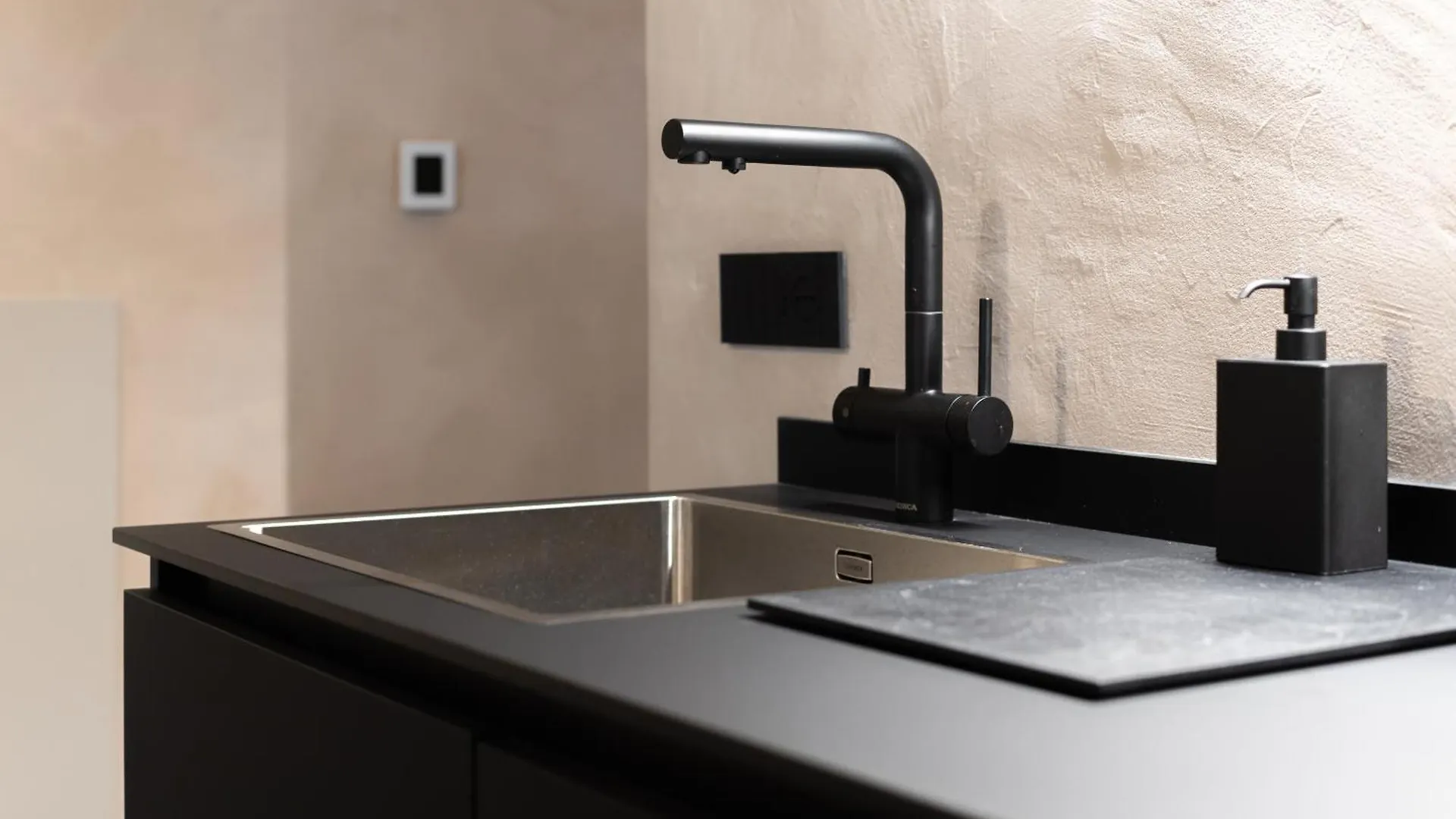 アパート Terme Di Bacco - Design Apartaments And Spa カターニア イタリア