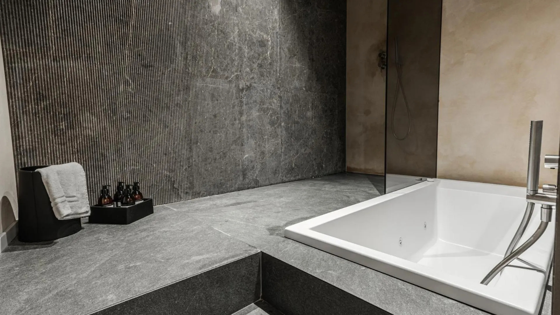 Terme Di Bacco - Design Apartaments And Spa Catania