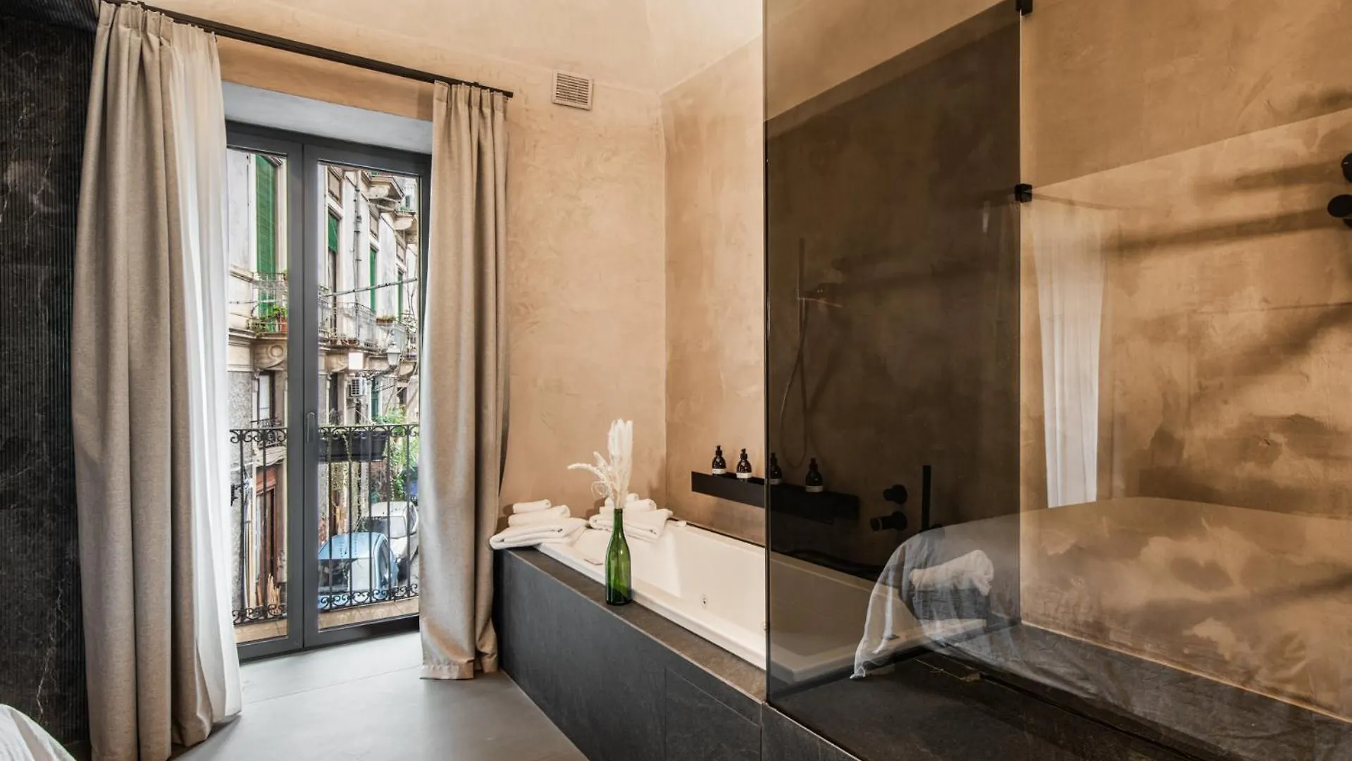 Terme Di Bacco - Design Apartaments And Spa Catania 0*,